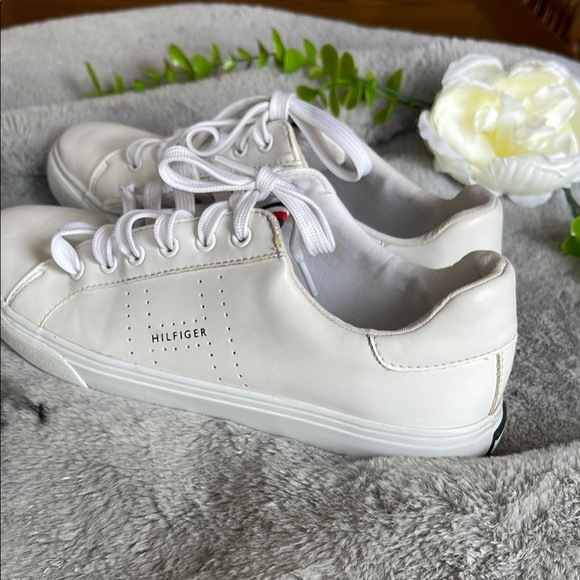 Tommy Hilfiger White Athletic Shoes - Picture 3 of 9